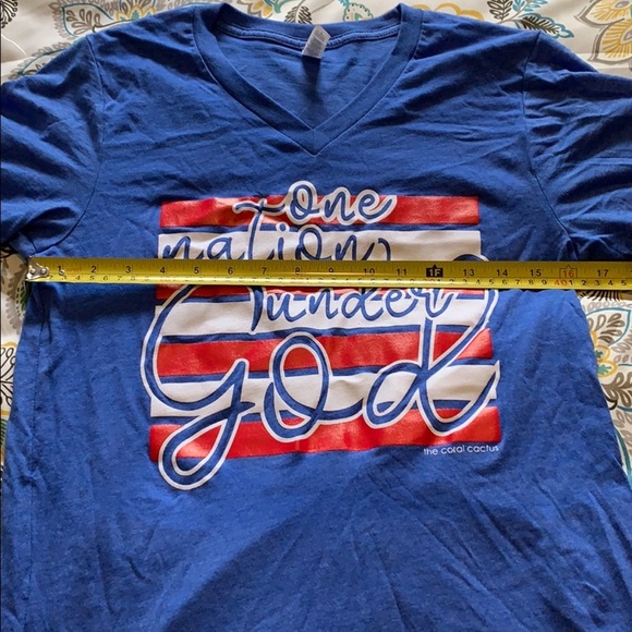 One Nation Under God blue v-neck t-shirt. Small - Picture 6 of 6